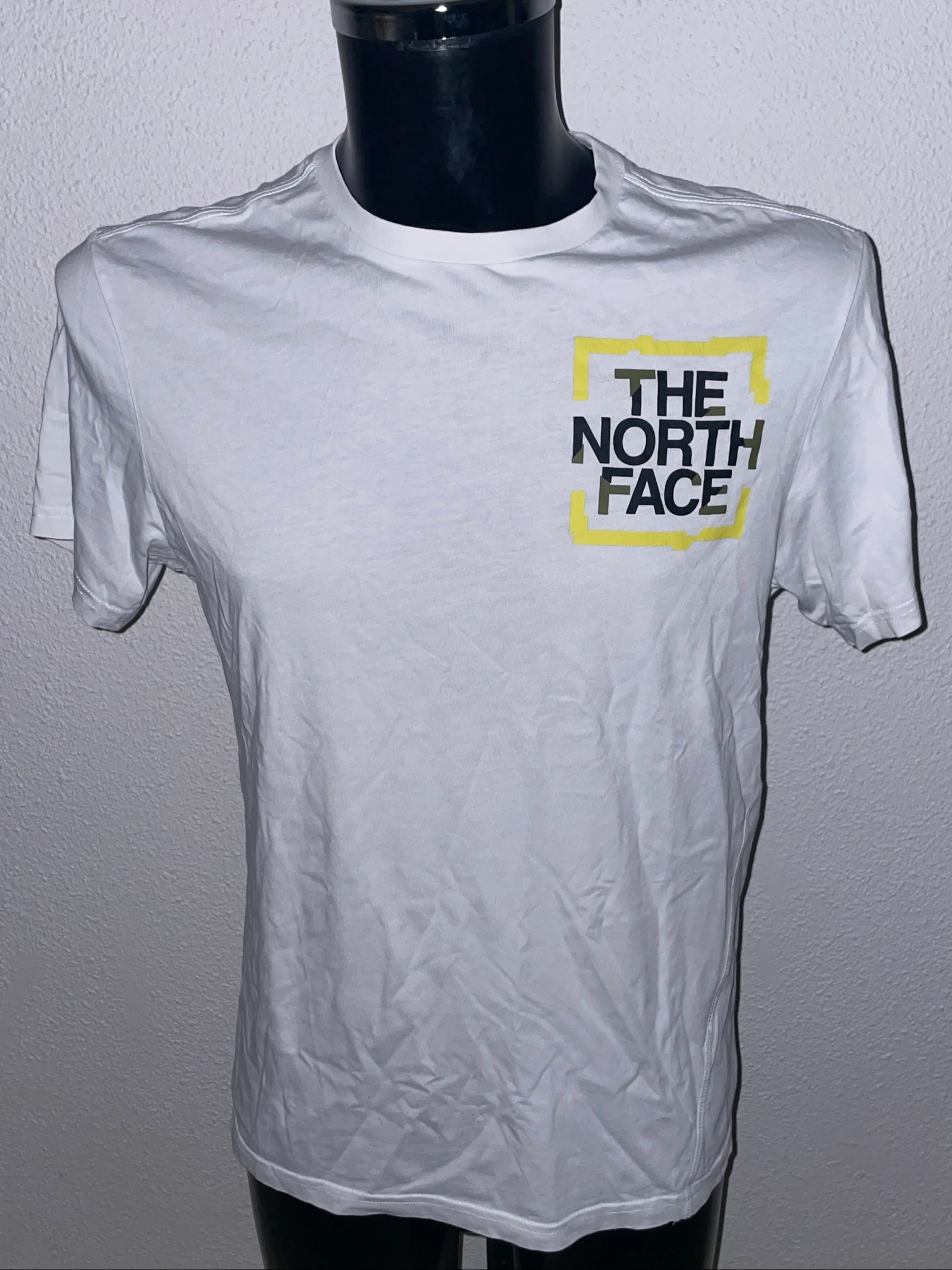 Camiseta The North Face / Talla: M / Muy buen estado / Logotipo serigrafiado – photo 2